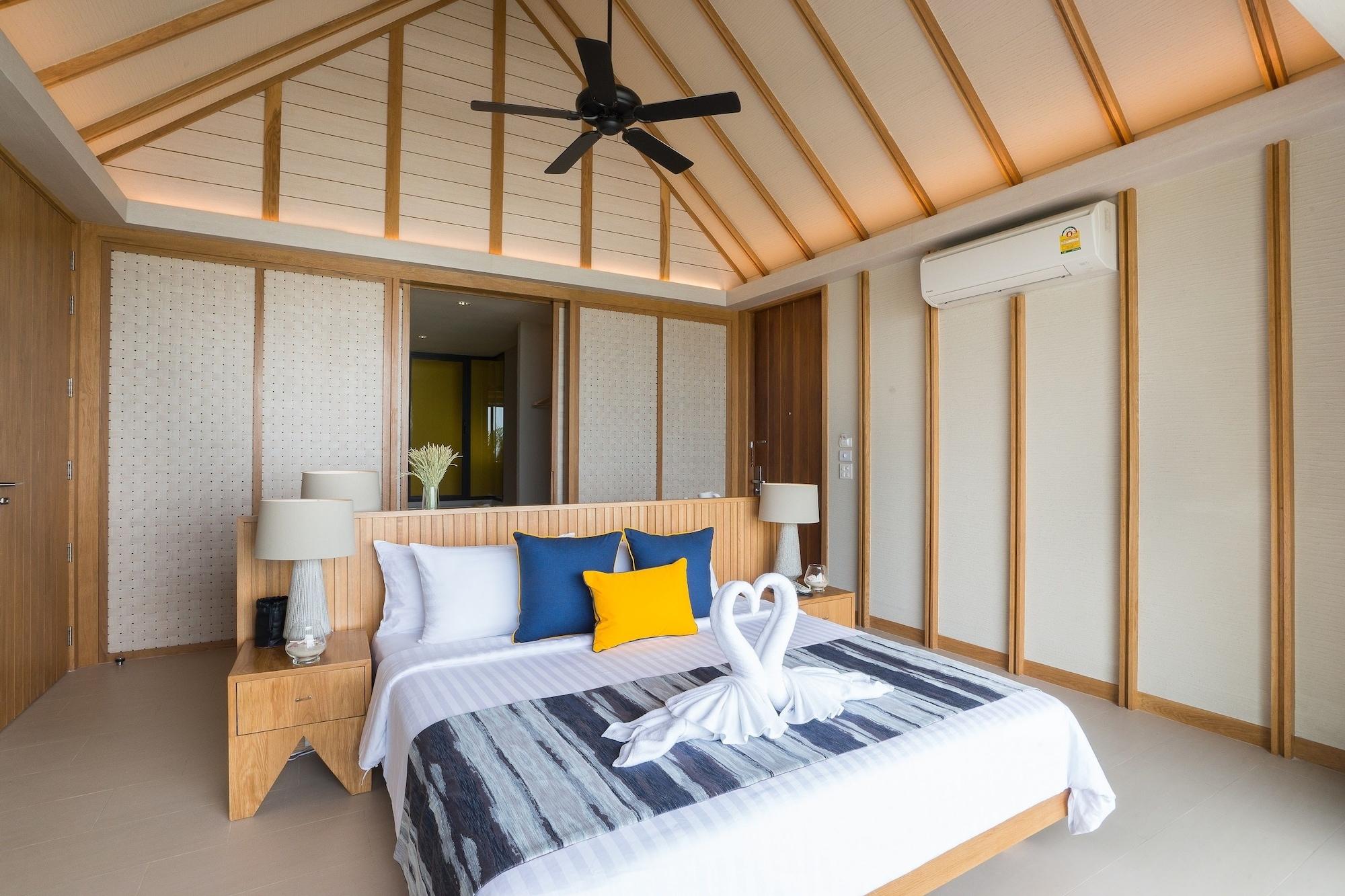 Kc Grande Resort Koh Chang Exterior foto A bedroom at the resort