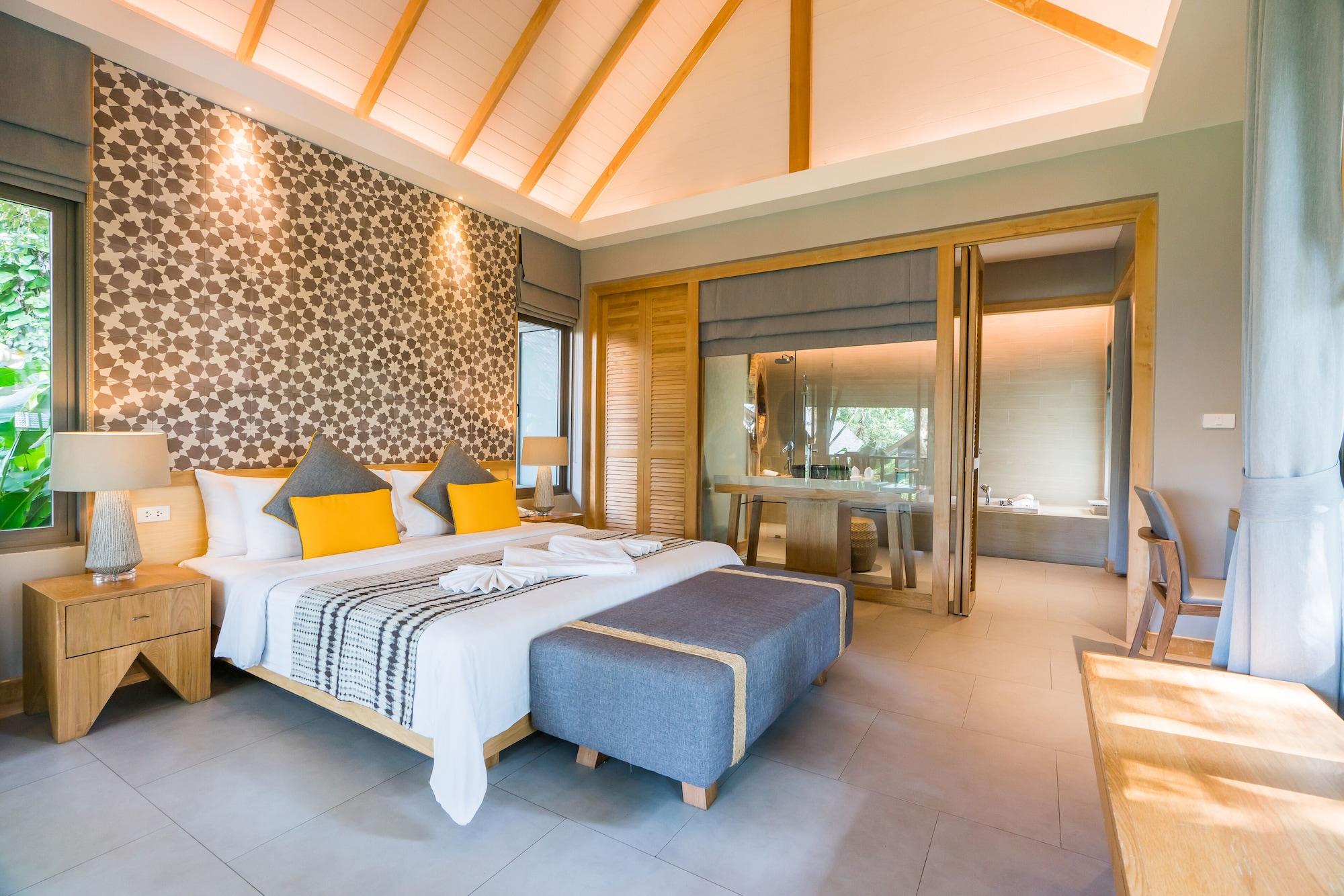 Kc Grande Resort Koh Chang Exterior foto A bedroom at the resort